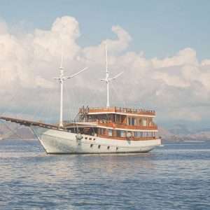 Komodo Shared Tour 3D2N with Yumana Liveaboard